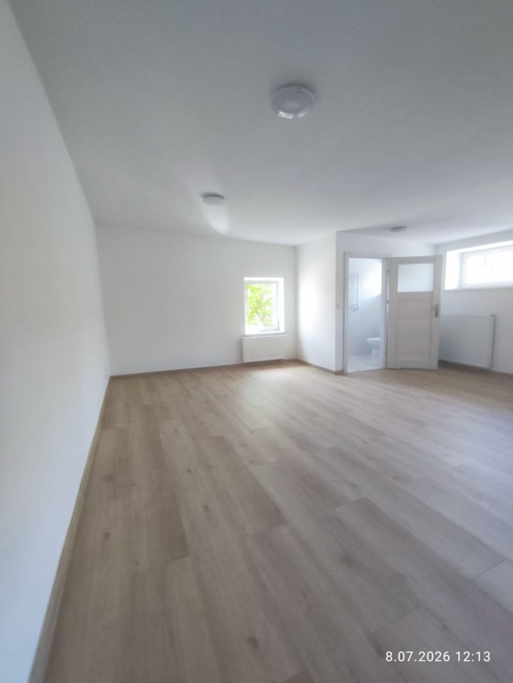 dom wolnostojący, 3 pokoje Środa Śląska Centrum, ul. Białoskórnicza. Zdjęcie 2