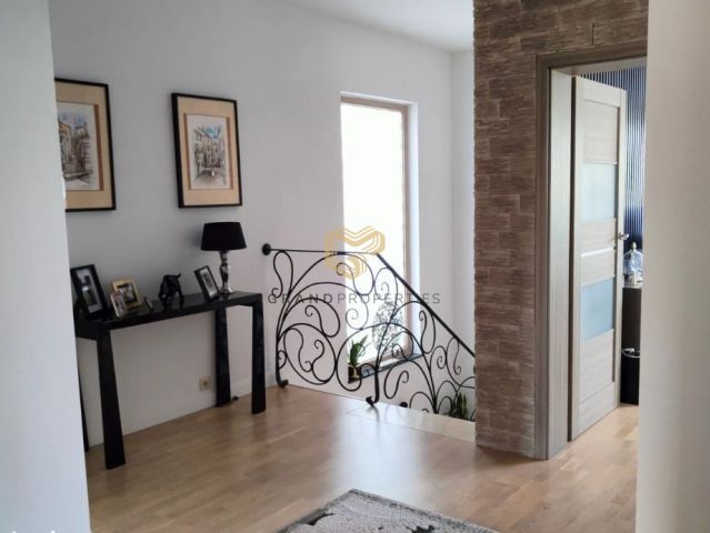 dom wolnostojący, 5 pokoi Warszawa Wawer. Zdjęcie 15