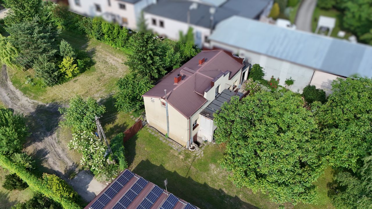 dom wolnostojący, 6 pokoi Brzeziny, ul. Wojska Polskiego. Zdjęcie 3