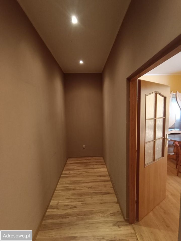 dom wolnostojący, 5 pokoi Godzikowice. Zdjęcie 8