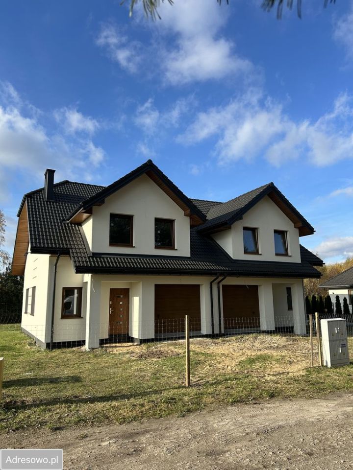 bliźniak, 5 pokoi Skubianka. Zdjęcie 9