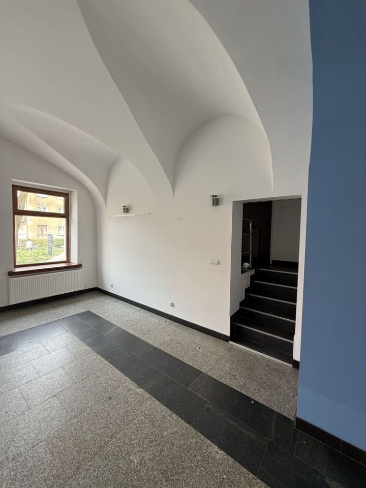 Lokal Bolesławiec, rynek Rynek. Zdjęcie 4