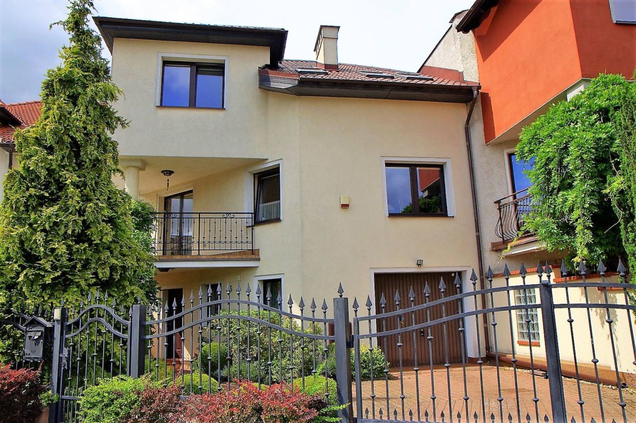 dom szeregowy, 8 pokoi Gdynia Dąbrowa