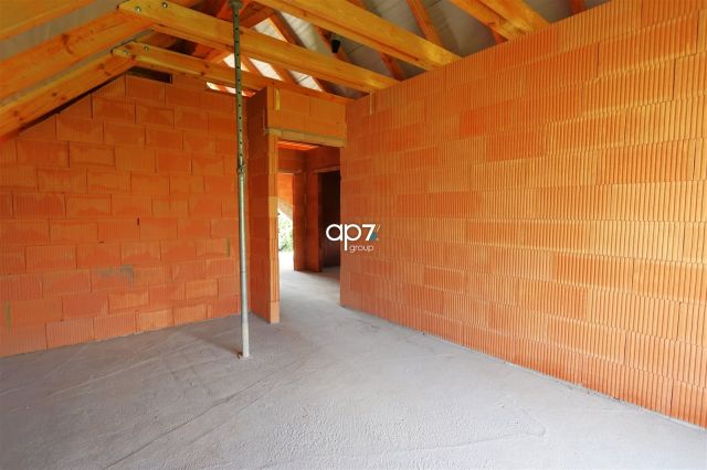 dom wolnostojący, 5 pokoi Kozierów. Zdjęcie 12