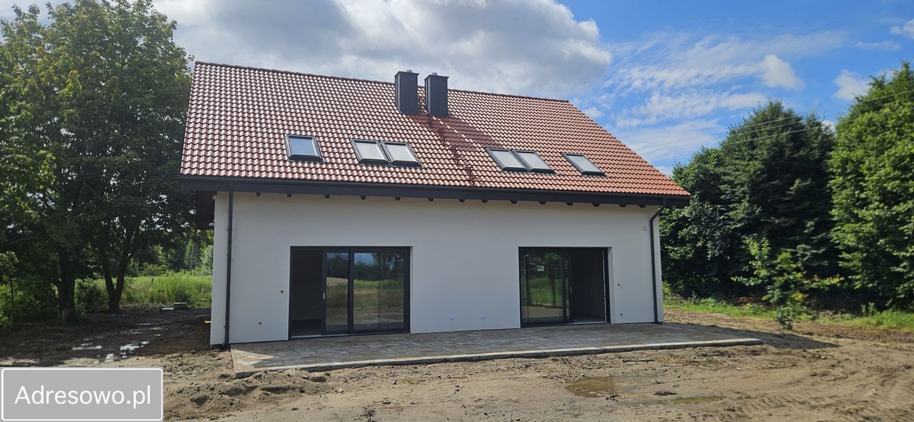 bliźniak, 5 pokoi Patryki. Zdjęcie 14