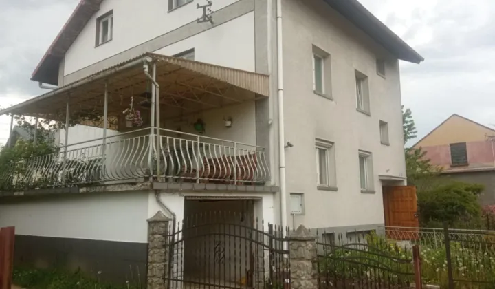 dom wolnostojący, 7 pokoi Sanok Posada Sanocka, ul. Nowa