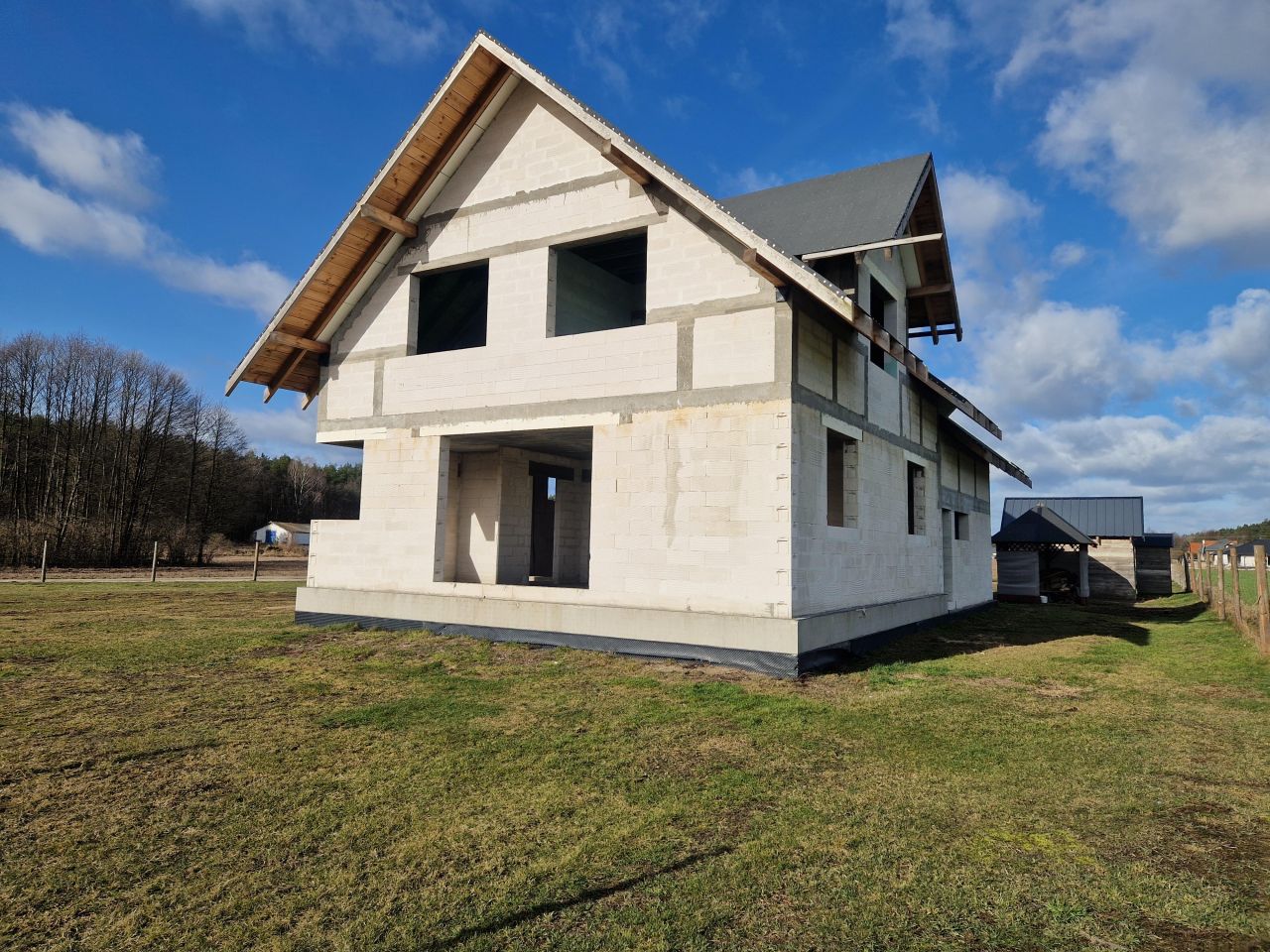 dom wolnostojący, 5 pokoi Rudka. Zdjęcie 3