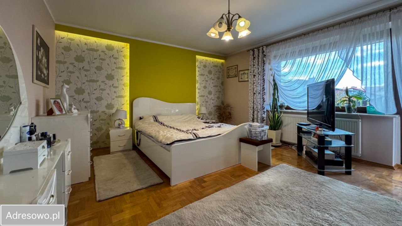 dom szeregowy, 6 pokoi Oława, ul. Adama Mickiewicza. Zdjęcie 18