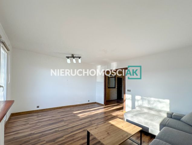 Mieszkanie 3-pokojowe Konin, ul. Karola Kurpińskiego. Zdjęcie 3