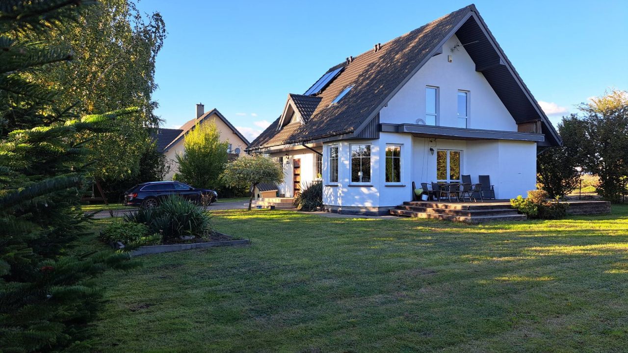 dom wolnostojący, 4 pokoje Sianów, ul. Tylna. Zdjęcie 2