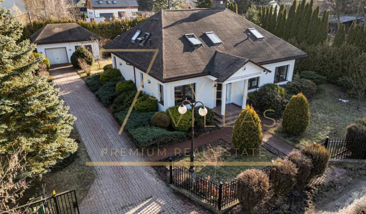 dom wolnostojący, 6 pokoi Wolica