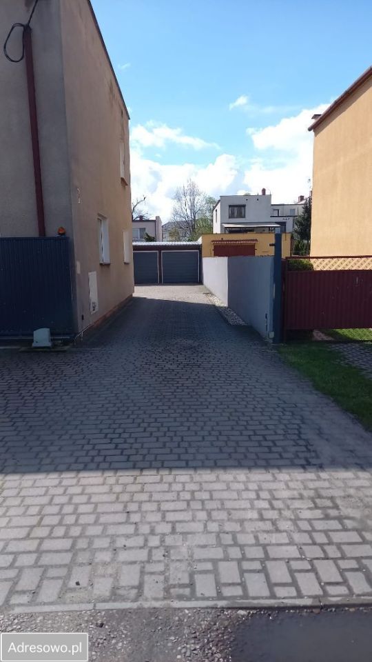 bliźniak, 8 pokoi Złotów. Zdjęcie 10