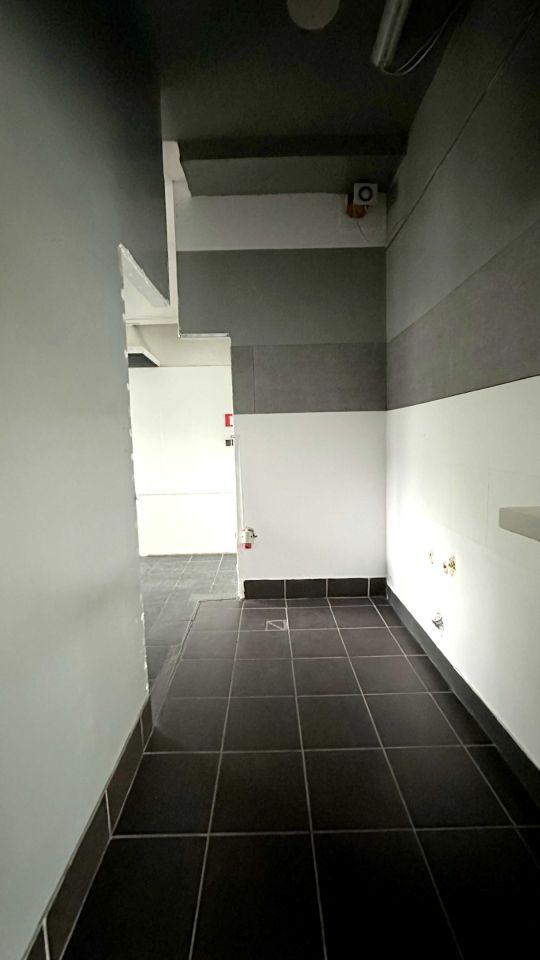 Lokal Łódź Dąbrowa. Zdjęcie 3