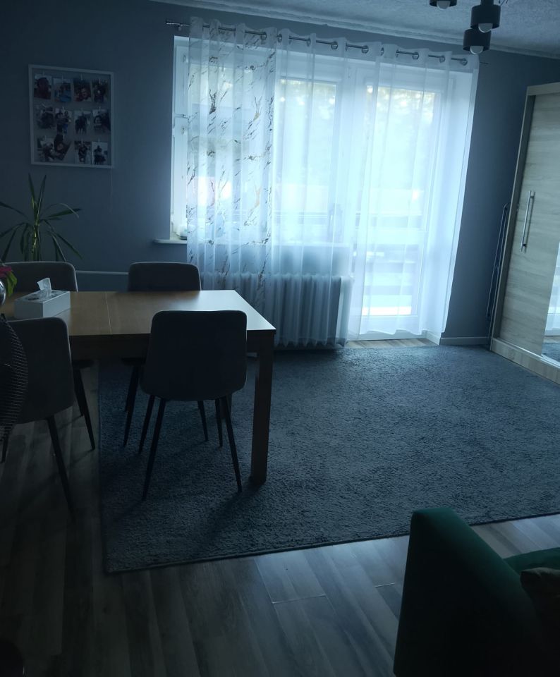 Mieszkanie 3-pokojowe Samostrzel. Zdjęcie 4