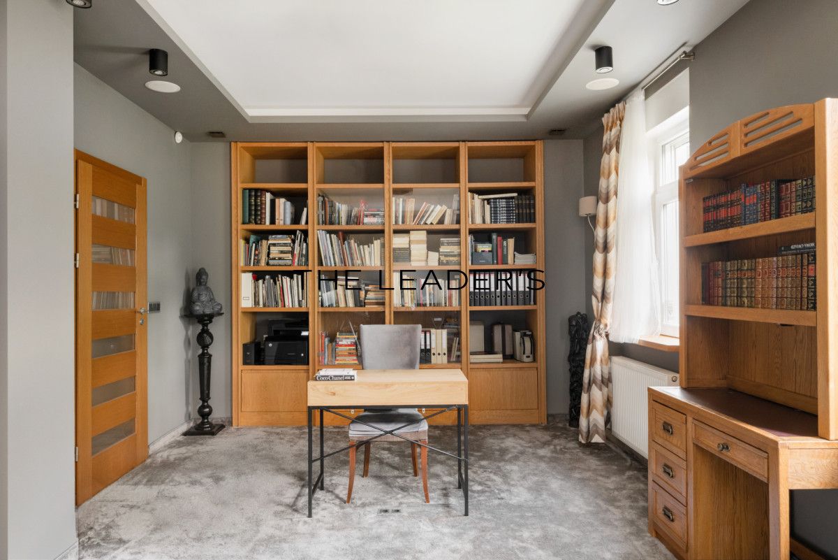 dom wolnostojący, 7 pokoi Chyliczki. Zdjęcie 18