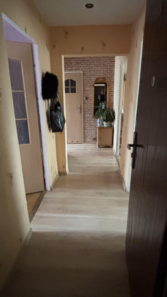 Mieszkanie 3-pokojowe Dębno, ul. Ludwika Waryńskiego. Zdjęcie 1