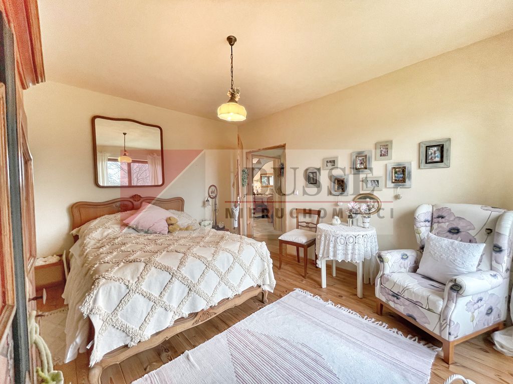 dom wolnostojący, 7 pokoi Trzeszczyn. Zdjęcie 20