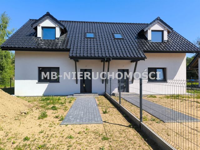 bliźniak, 3 pokoje Stary Dwór. Zdjęcie 1