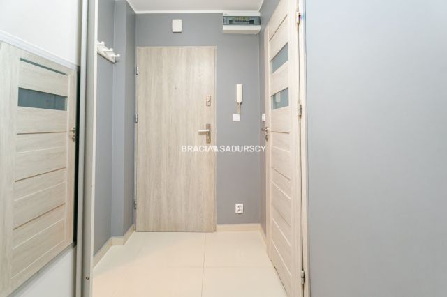 Mieszkanie 2-pokojowe Kraków Podgórze Duchackie, ul. Serbska. Zdjęcie 8