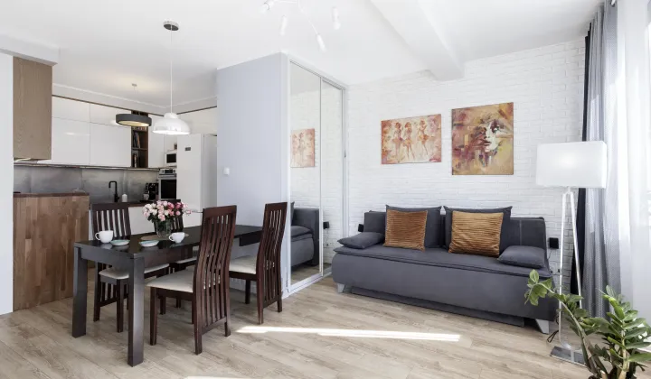 Mieszkanie 3-pokojowe Warszawa Wesoła, ul. Jeździecka