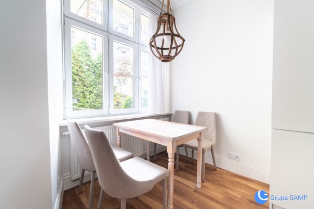 Mieszkanie 4-pokojowe Kraków Nowy Świat, ul. Tarłowska. Zdjęcie 4