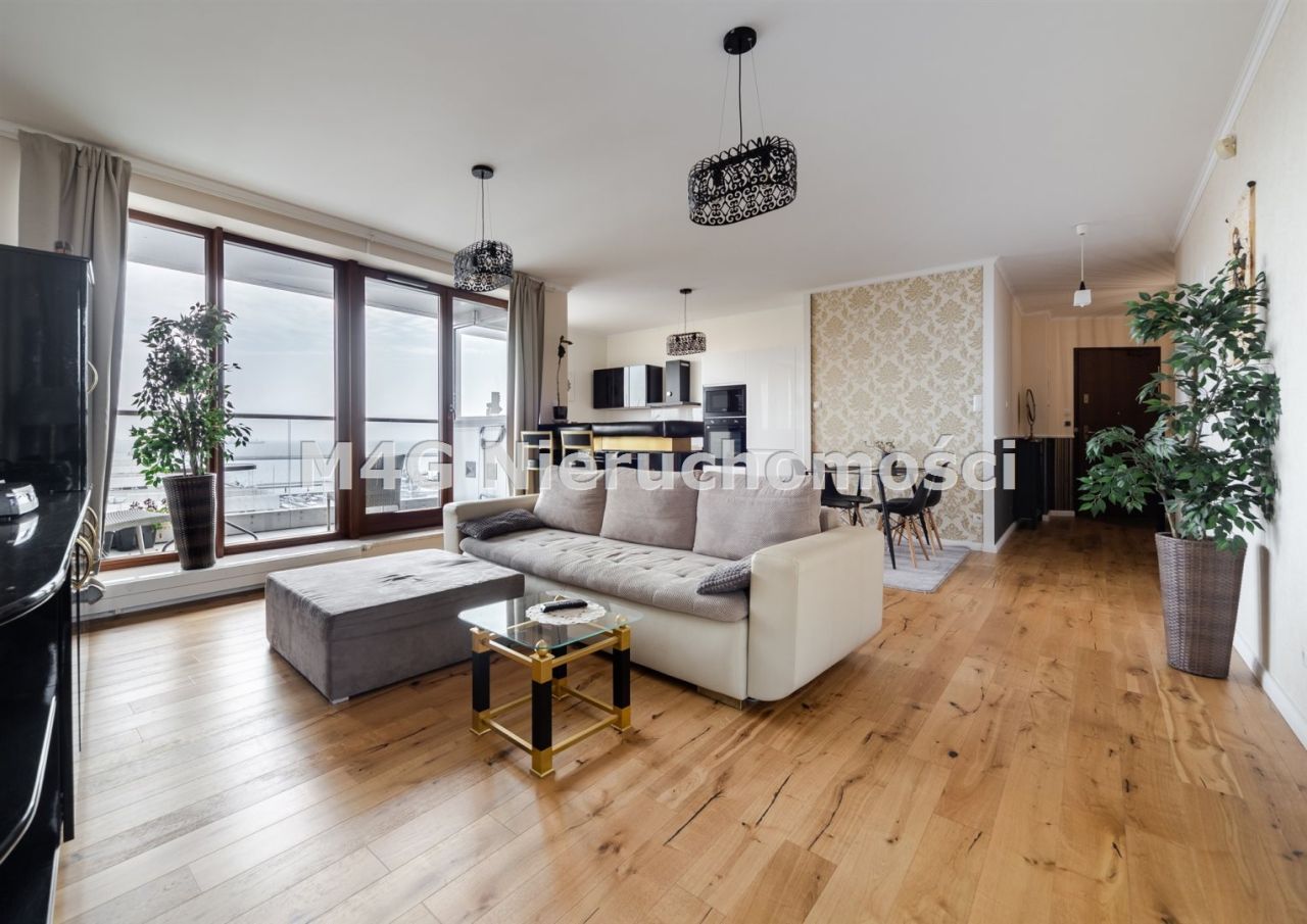 Mieszkanie 3-pokojowe Gdynia Śródmieście. Zdjęcie 3