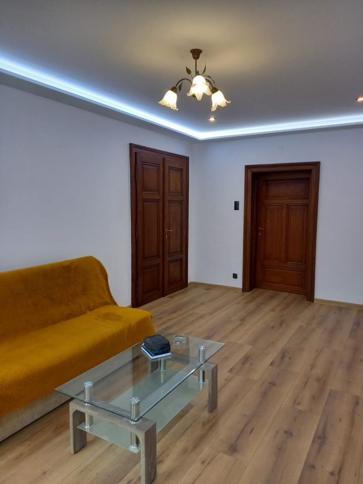 Mieszkanie 3-pokojowe Bielsko-Biała Śródmieście, pl. Żwirki i Wigury. Zdjęcie 2