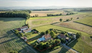 dom wolnostojący, 6 pokoi Malerzowice Małe