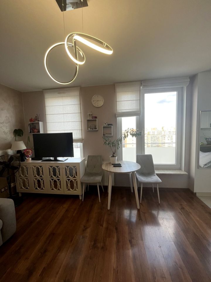 Mieszkanie 1-pokojowe Warszawa Gocław, ul. gen. Tadeusza Bora-Komorowskiego. Zdjęcie 1