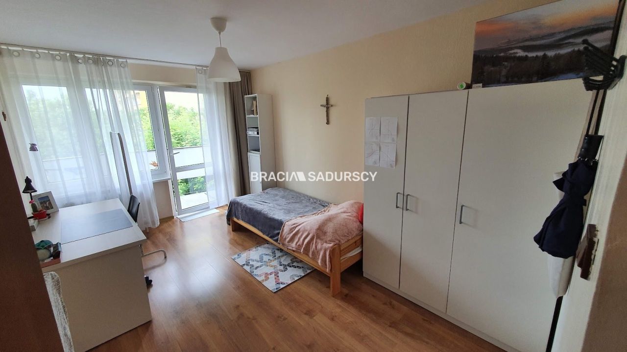 Mieszkanie 3-pokojowe Kraków, ul. Powstańców. Zdjęcie 1