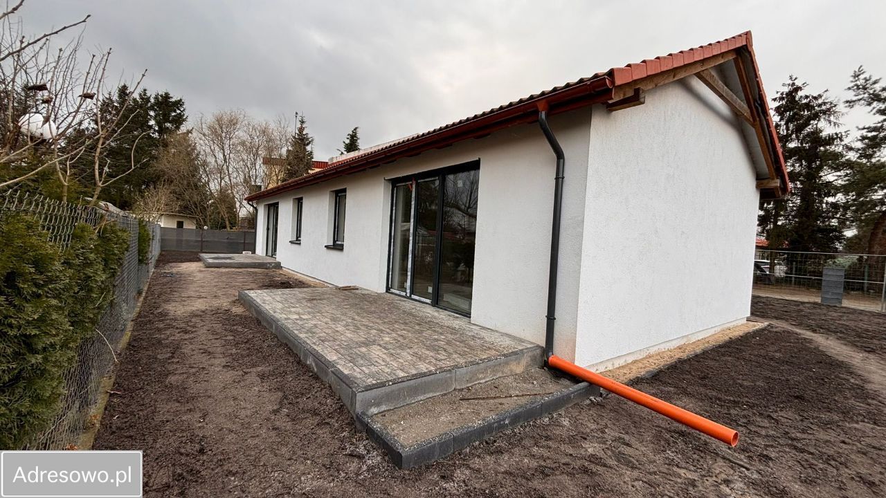 bliźniak, 2 pokoje Łochowo. Zdjęcie 3