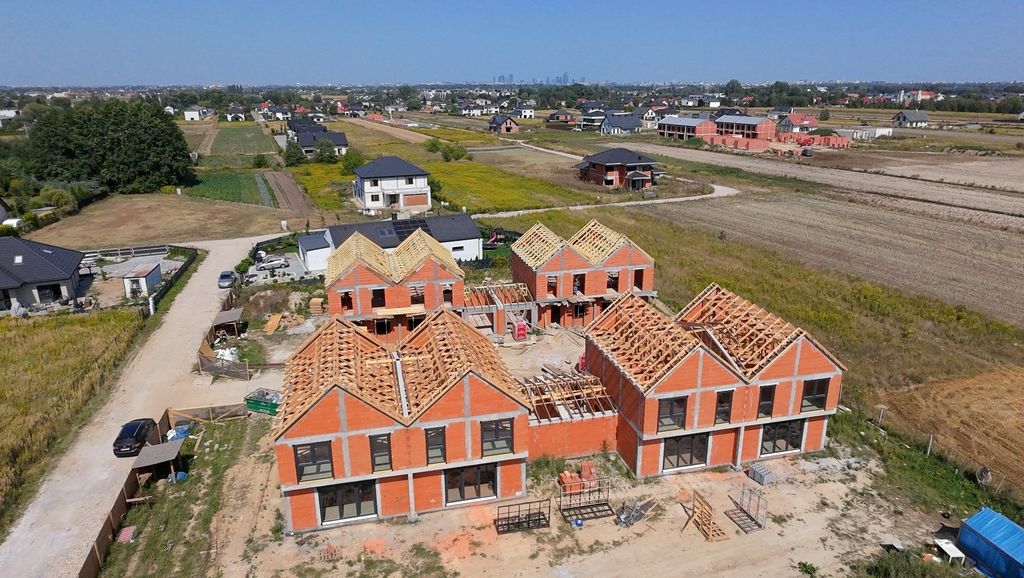 dom szeregowy, 4 pokoje Podolszyn Nowy. Zdjęcie 3