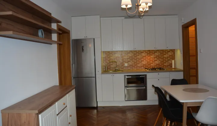 Mieszkanie 3-pokojowe Warszawa Saska Kępa, ul. Brazylijska