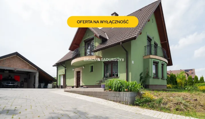 dom wolnostojący, 8 pokoi Krzysztoforzyce, ul. Akacjowa