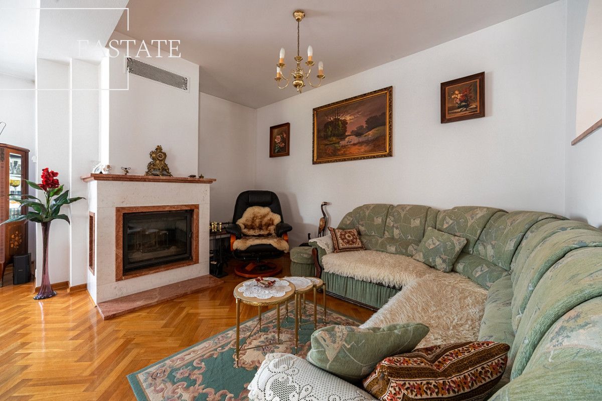 dom wolnostojący, 15 pokoi Warszawa Wawer, ul. Kadetów. Zdjęcie 8