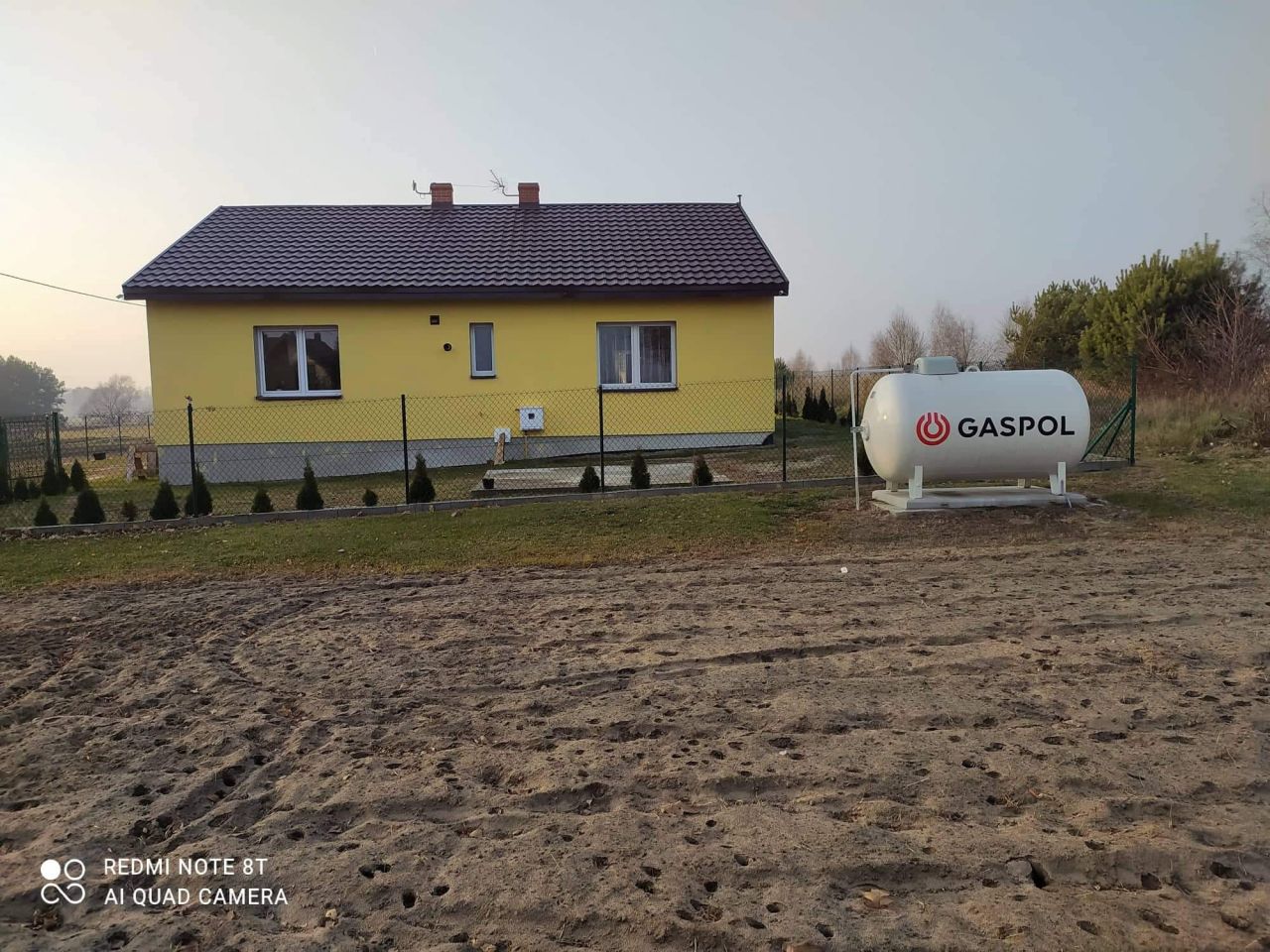 dom wolnostojący, 3 pokoje Szczekarków