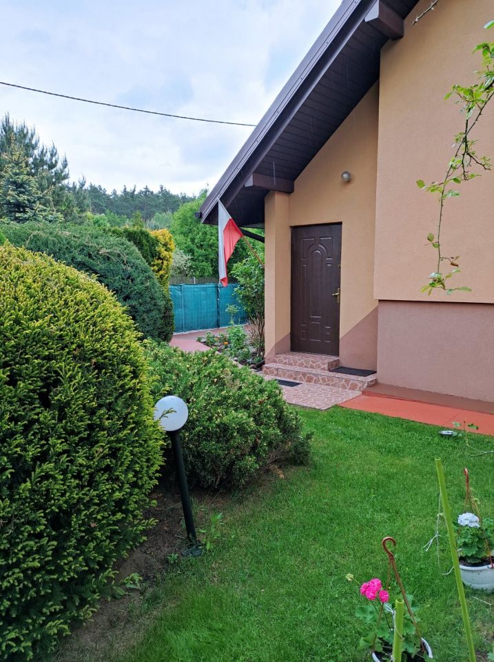 dom wolnostojący, 5 pokoi Sulejów Podklasztorze, ul. Książęca. Zdjęcie 12