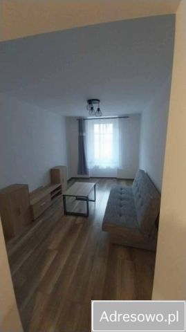 Mieszkanie 3-pokojowe Legnica Centrum, ul. Piastowska. Zdjęcie 1