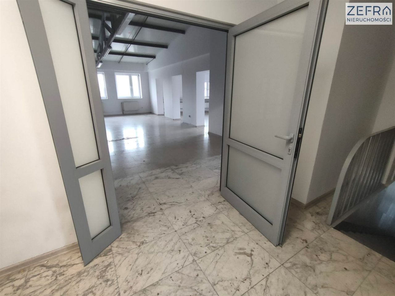 Hala/magazyn Kraków Bronowice. Zdjęcie 15