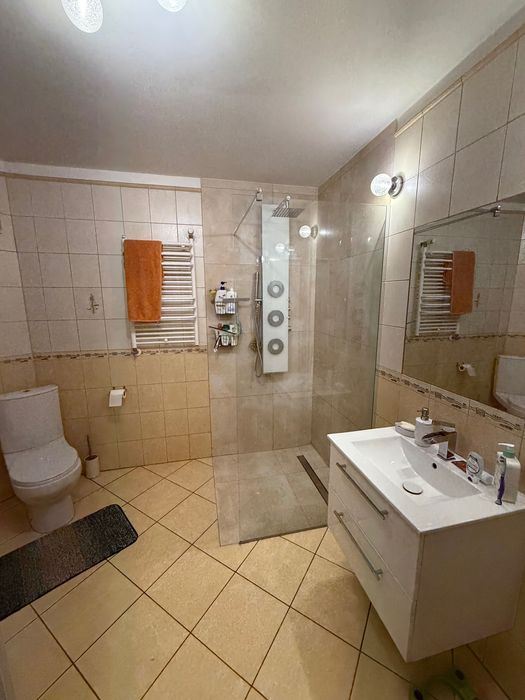 dom wolnostojący, 6 pokoi Chrząstowo. Zdjęcie 4