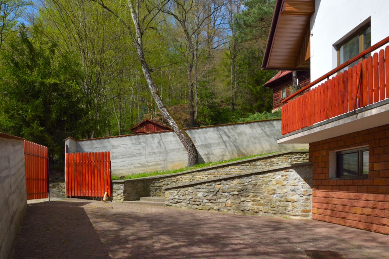 dom wolnostojący, 5 pokoi Zabrzeż. Zdjęcie 10