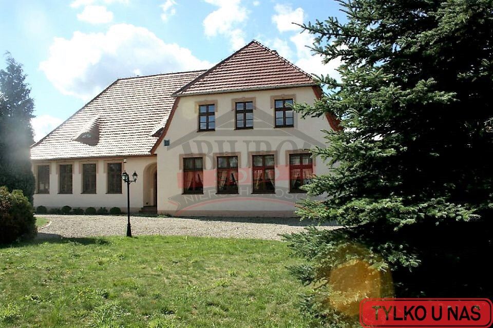 dworek, 6 pokoi Schodnia, ul. Powstańców Śląskich. Zdjęcie 1