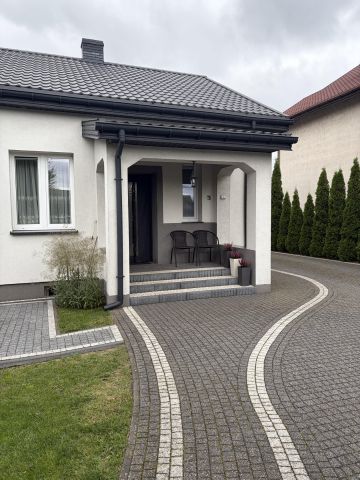 dom wolnostojący, 4 pokoje Poniatowo, ul. Zwycięstwa. Zdjęcie 3