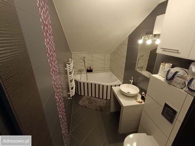 Mieszkanie 4-pokojowe Pogórze, ul. Tadeusza Kościuszki. Zdjęcie 8