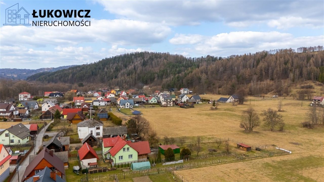 dom wolnostojący, 6 pokoi Ujsoły. Zdjęcie 34