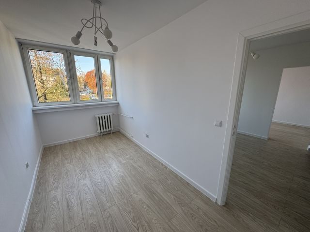 Mieszkanie 3-pokojowe Kłodzko, ul. Ksawerego Dunikowskiego. Zdjęcie 5