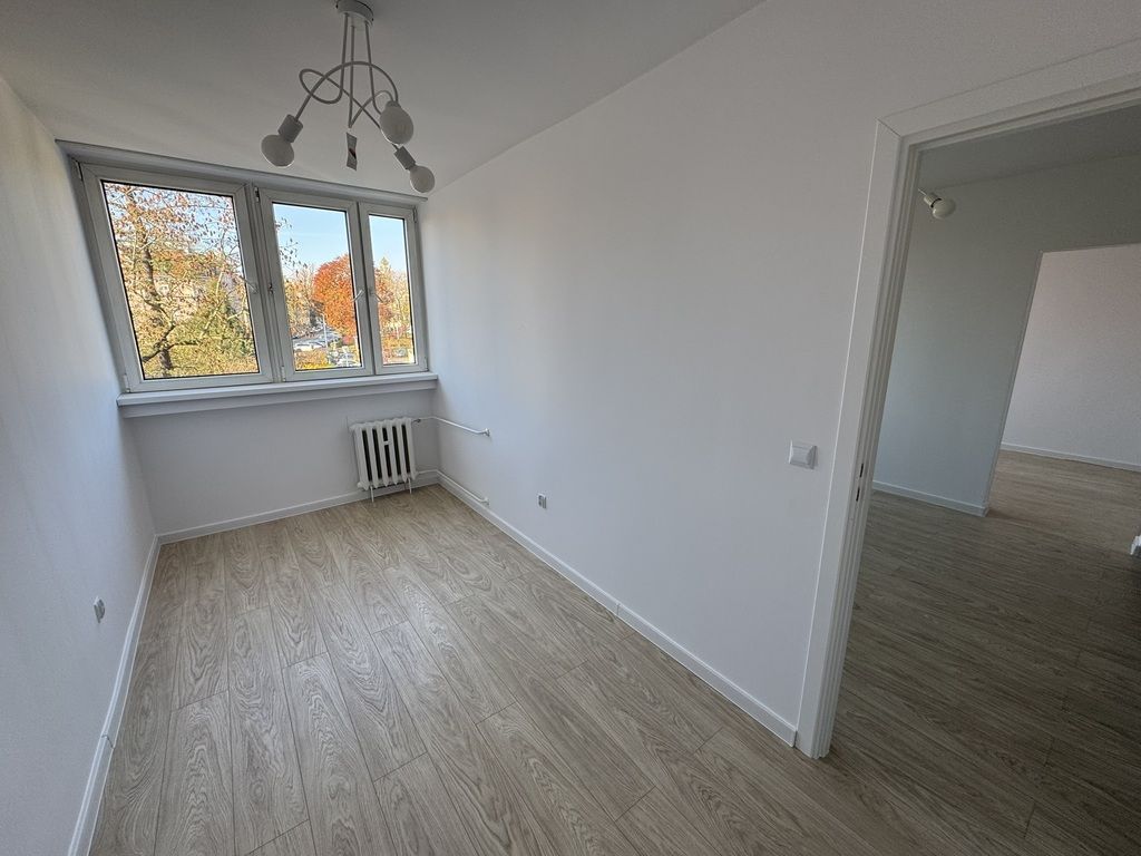 Mieszkanie 3-pokojowe Kłodzko, ul. Ksawerego Dunikowskiego. Zdjęcie 5