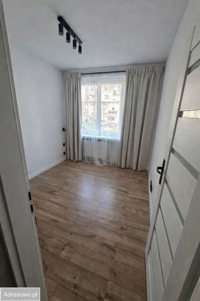 Mieszkanie 3-pokojowe Kraków Nowa Huta, os. Szkolne. Zdjęcie 8