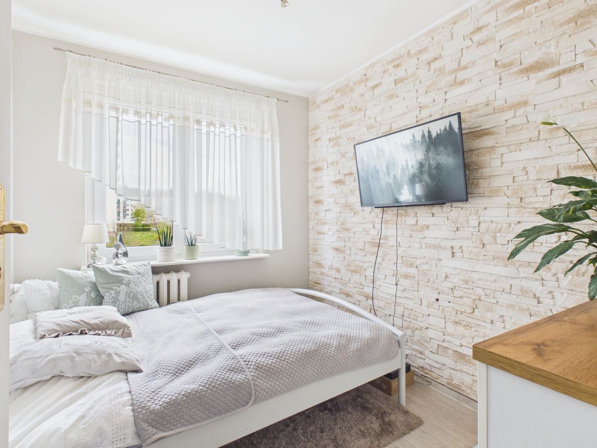 Mieszkanie 3-pokojowe Gdynia Obłuże, ul. Krawiecka. Zdjęcie 3