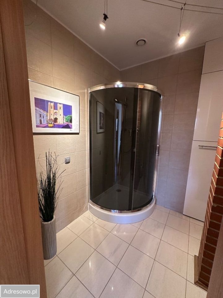 dom wolnostojący, 6 pokoi Borzęcin Duży. Zdjęcie 6